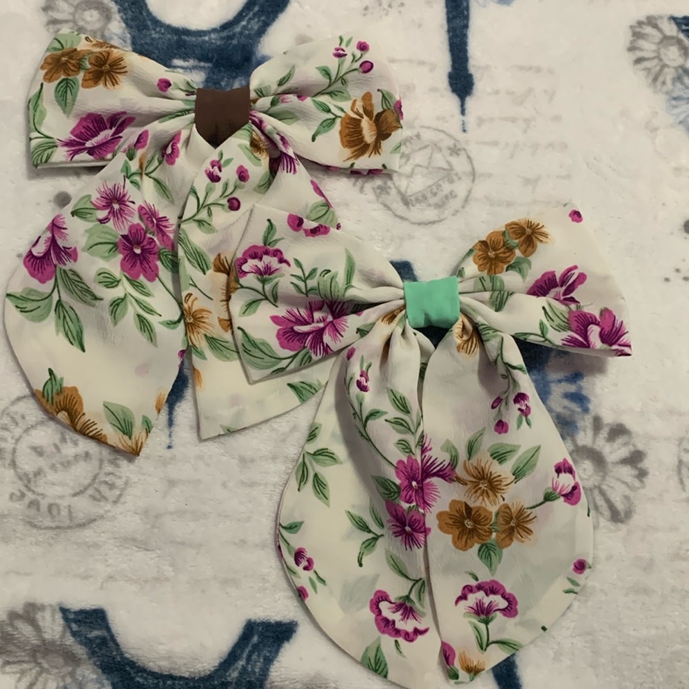 Handmade bows:)!!